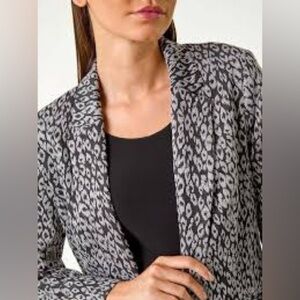 NWT obey blazer size 8/medium black and gray floral type pattern